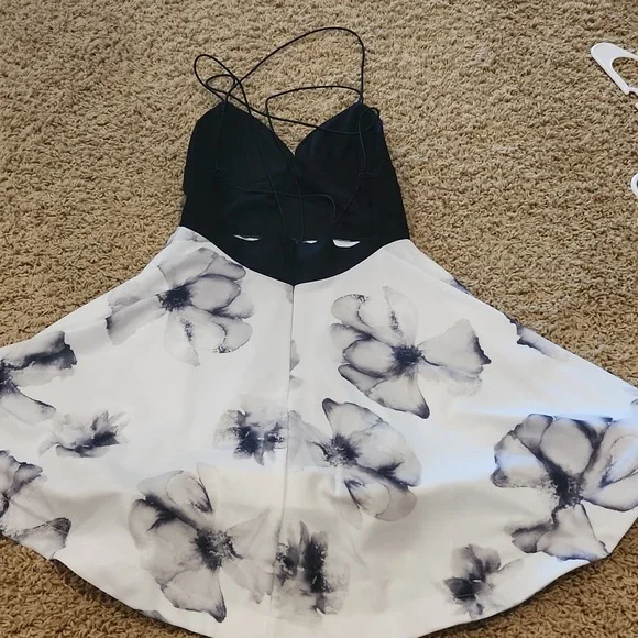 Black and white floral spaghetti trap formal dress by L'ATISTE - Picture 8 of 11